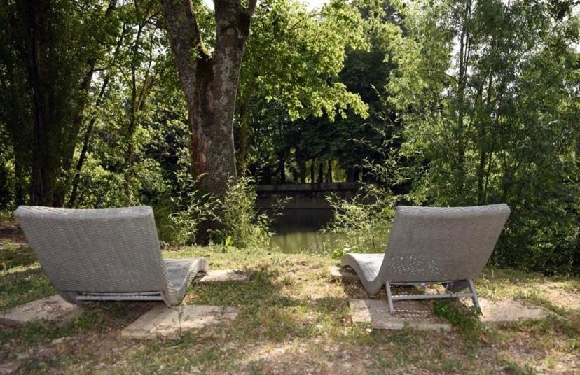 Gite Chez Madeleine Apartment Louhans Bagian luar foto