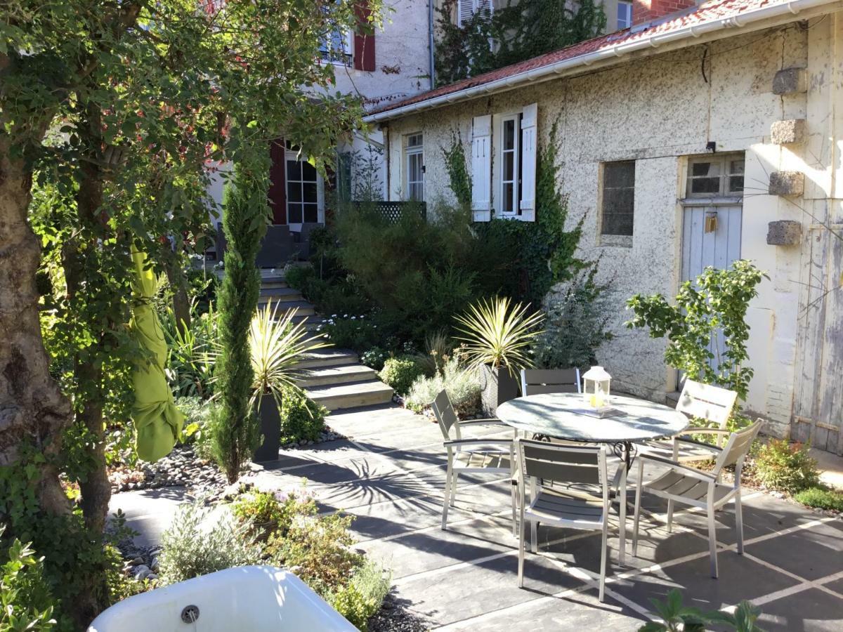 Gite Chez Madeleine Apartment Louhans Bagian luar foto